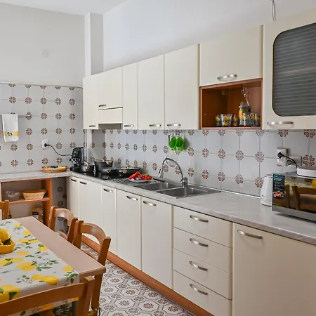 Civico84 Confortable Mediterranean Appartement Maiori